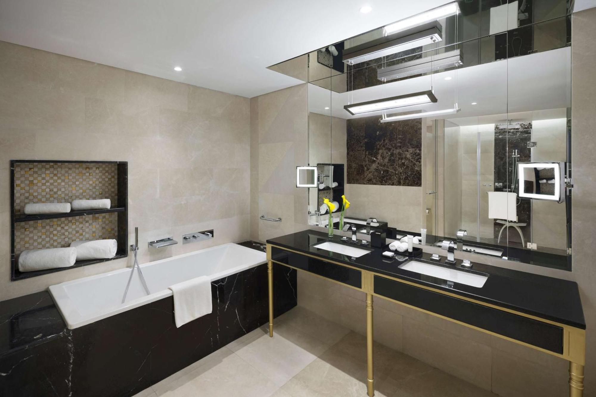 Grand Hyatt Al Khobar Hotel And Residences Exterior photo