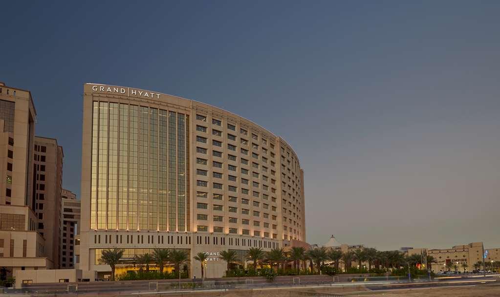Grand Hyatt Al Khobar Hotel And Residences Exterior photo