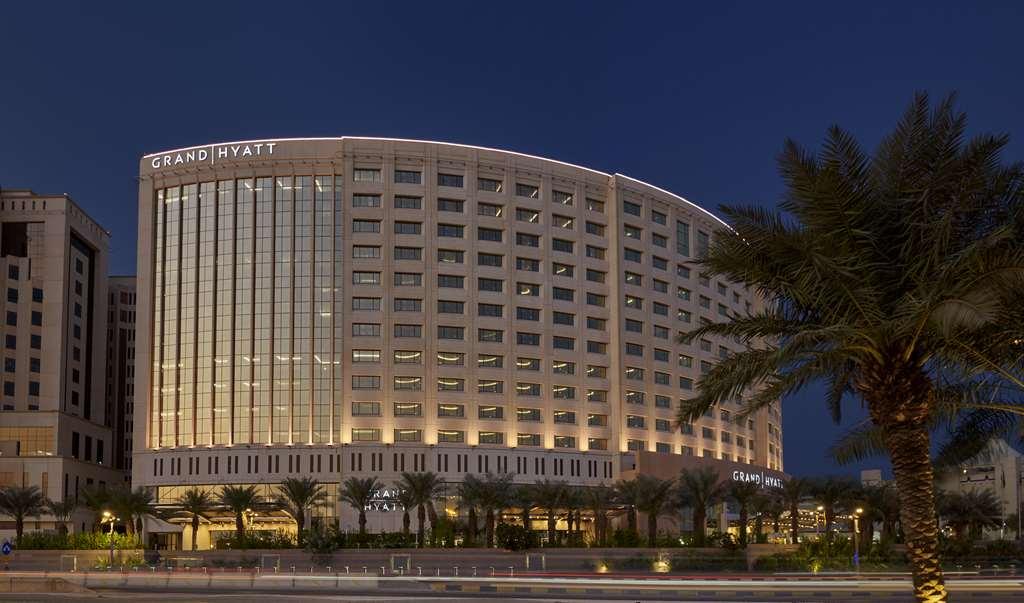 Grand Hyatt Al Khobar Hotel And Residences Exterior photo